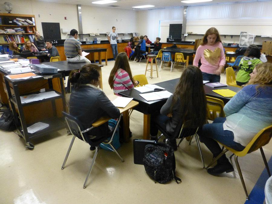 On Tuesday, January 8th, Mr. Schwarzs third period biology class reviewed for their midterm exam. 