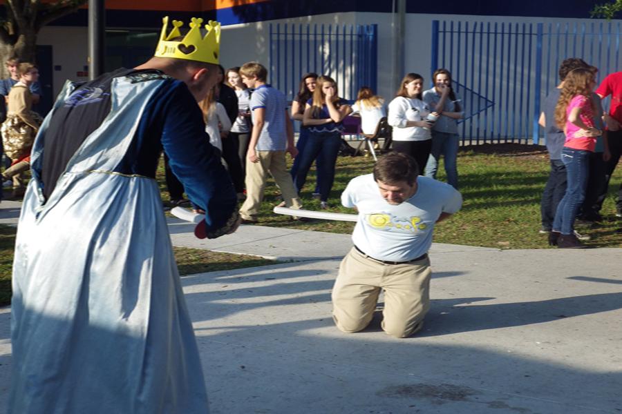 (Simulated) Swordplay stuns spectators