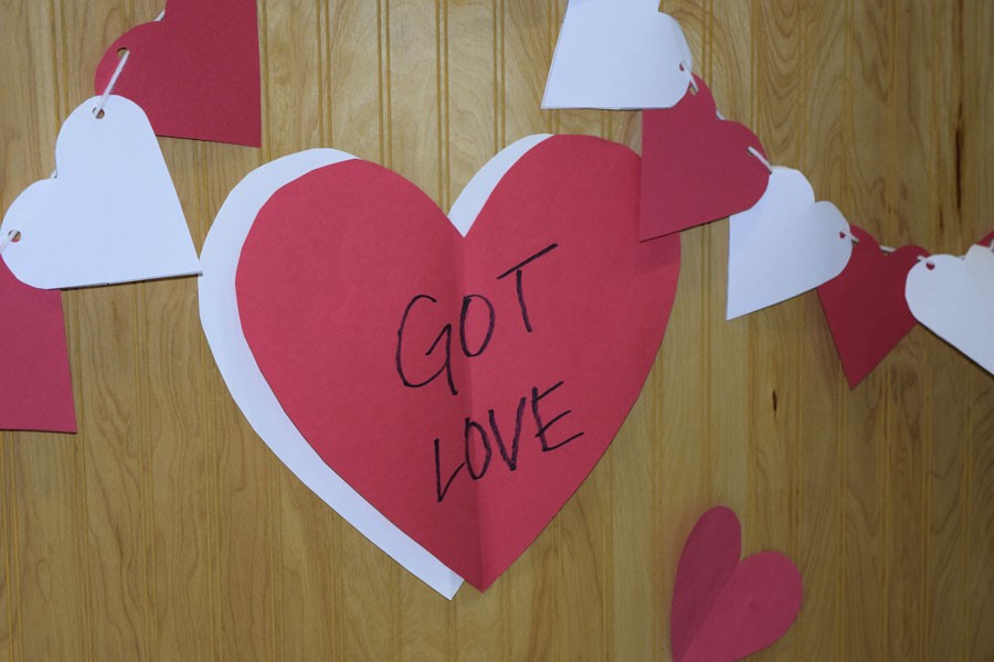 Sweet signs of Valentines Day surround students