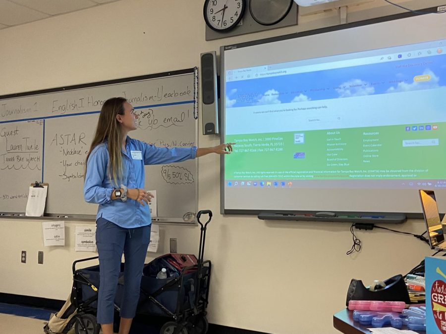 Lauren from the Tampa Bay Watch presenting to the class. 