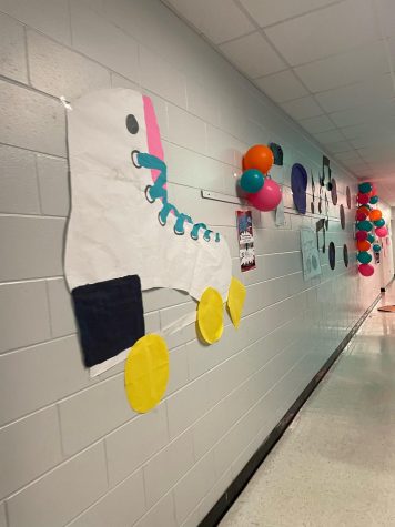 Senior Hoco Hallway 2022