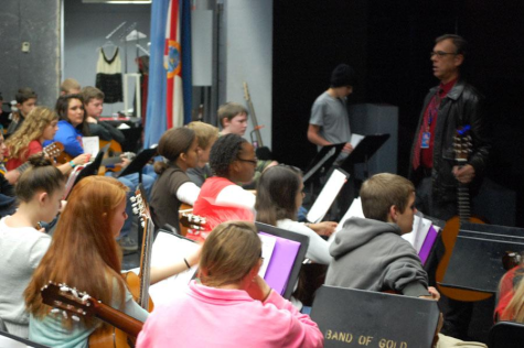 Students performing Holiday music. 